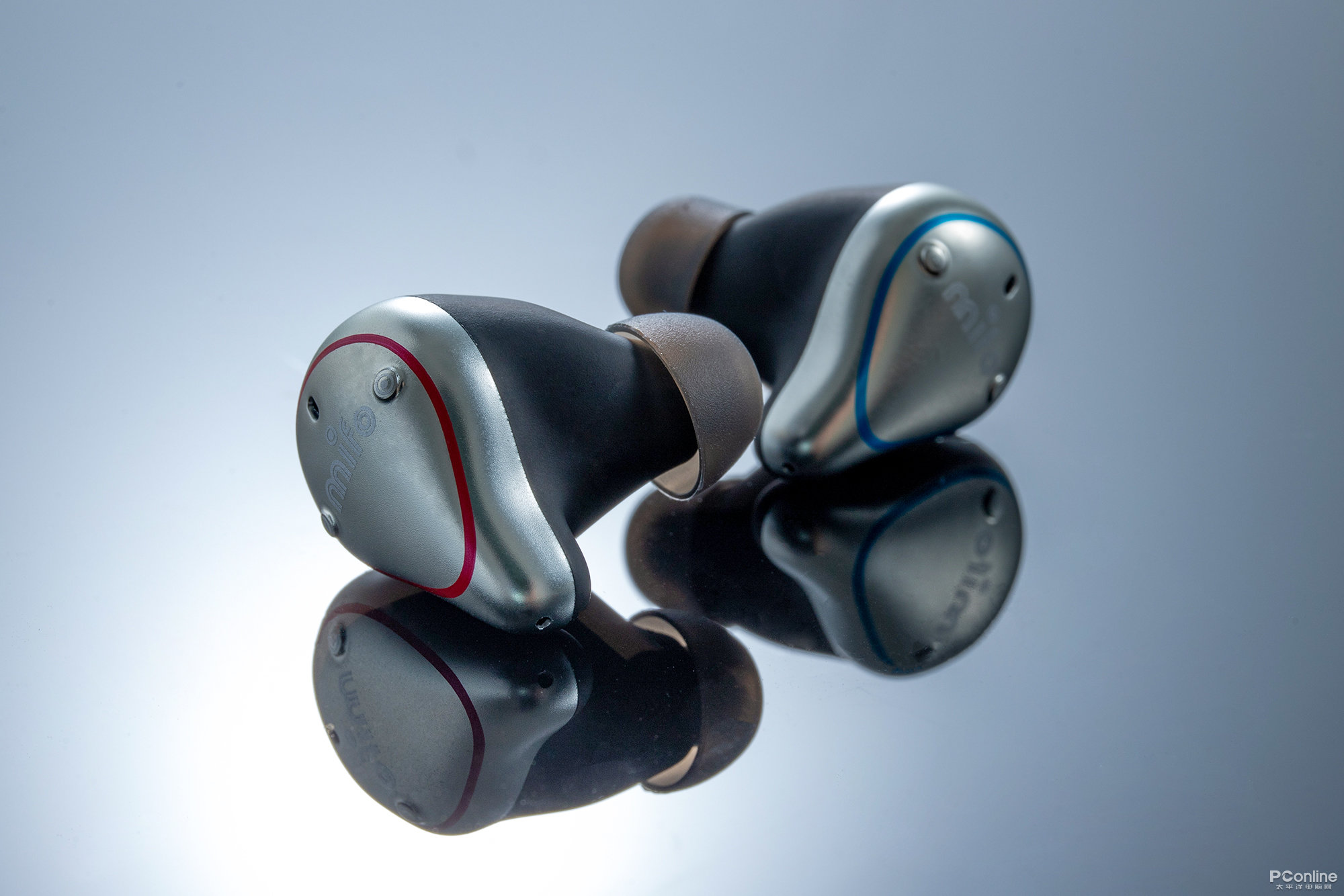 魔浪O5真无线蓝牙耳机图赏 轻巧设计与卓越音质，开启无线音乐新体验